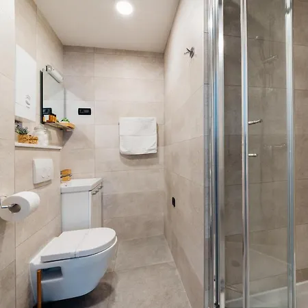 The Harmony בית הארחה