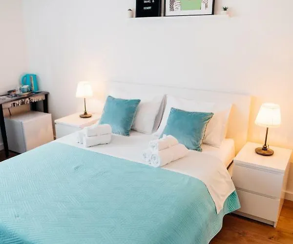 The Harmony 3* Split